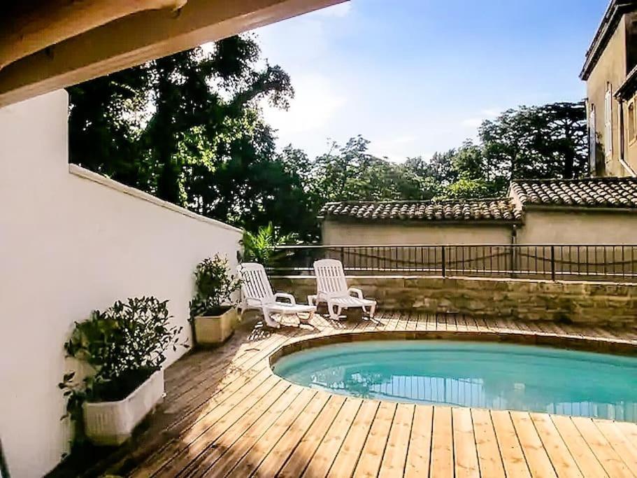 Gite En Provence Proche Avignon Sauveterre  Exterior photo